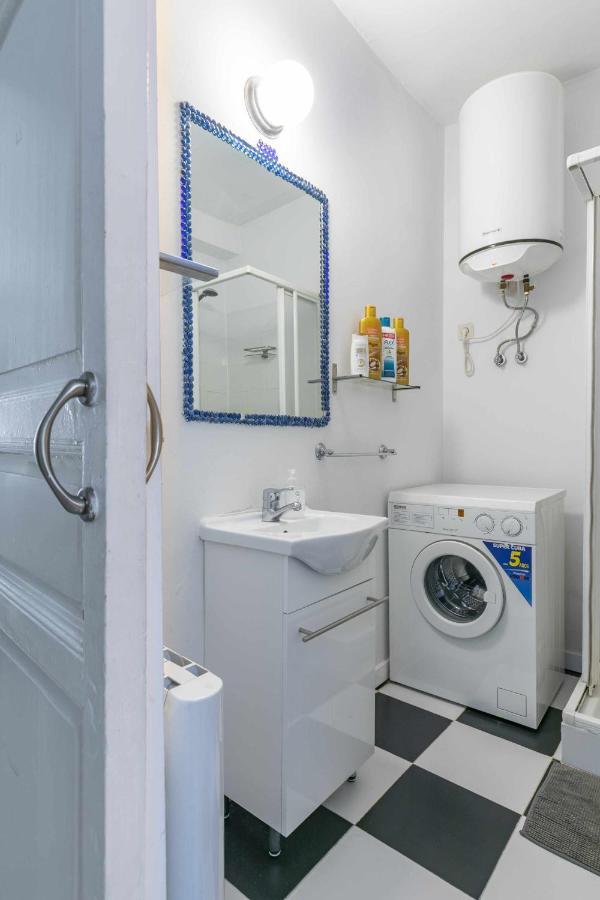 Acogedor Y Centrico Estudio Apartment Madrid Bagian luar foto